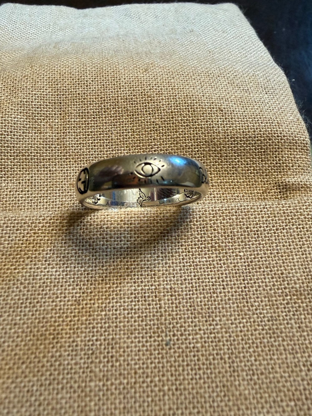 New Authentic Gucci GG Logo Blind For Love Silver Ring - Picture 8 of 16